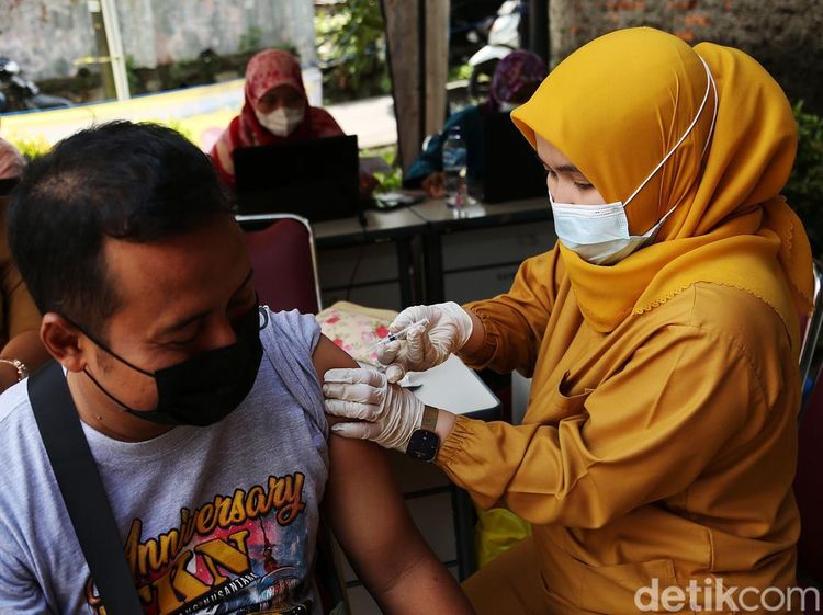 Vaksinasi Booster Dikebut Demi Menyambut Endemi