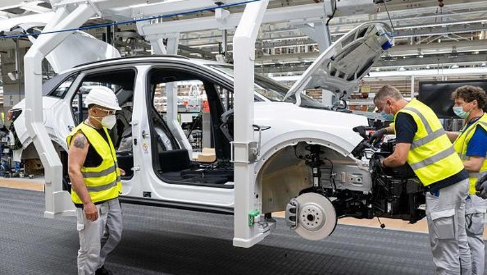 Pabrik Volkswagen. Foto: AFP via Getty Images/DAVID HECKER