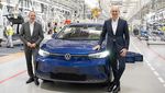 VW Kebut Produksi 800 Ribu Mobil Listrik, Lihat Kesibukan di Pabriknya