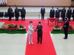 Wagub Jabar Lantik Kepala BPBD Dani Ramdan Jadi Pj Bupati Bekasi