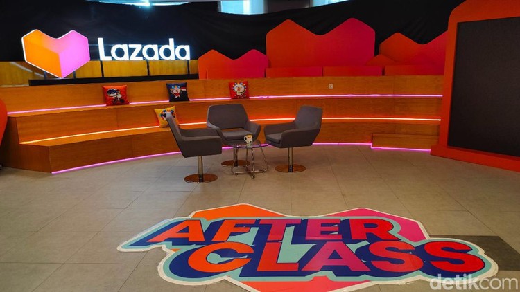 Asiknya Kerja di Lazada Indonesia, Ada Perosotan dan Cemilan Gratis Asiknya Kerja di Lazada Indonesia, Ada Perosotan dan Cemilan Gratis