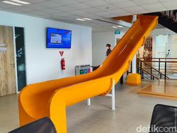 Mengintip Kantor Lazada, Ada Perosotan dan Meja Billiard