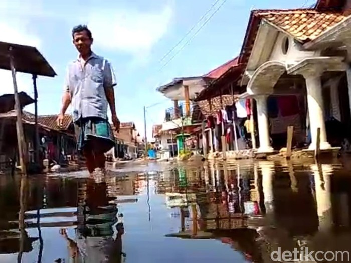 Banjir rob di Kecamatan Kaliwungu, Kendal, Selasa (24/5/2022).