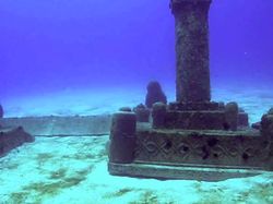 Penemuan Bawah Air Paling Misterius dan Unik