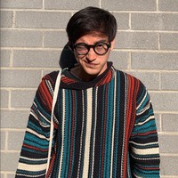 Transformasi Bio One demi memerankan karakter Gepeng dalam film Srimulat: Hil yang Mustahal berhasil mencuri atensi. Demi karakternya itu Bio One totalitas melakukan diet hingga membuat penampilannya jadi sangat berubah. Foto: Instagram/@bojvoyej