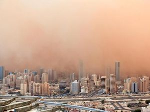 Ngeri! Ini Potret Badai Pasir yang Terjang Irak hingga Kuwait