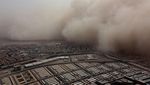 Ngeri... Kuwait Ditelan Badai Pasir, Udara Merah Kekuningan