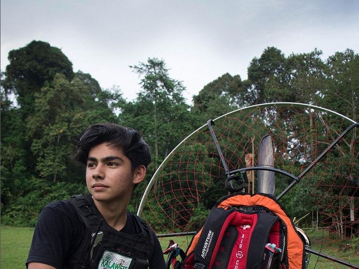 Foto Andrew Kalaweit, Youtuber yang kerap membagikan kegiatan di tengah hutan.