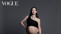 Ia tampil cantik mengenakan sejumlah busana dengan gaya berbeda-beda. Foto: (Dok. Instagram @honey_lee32)