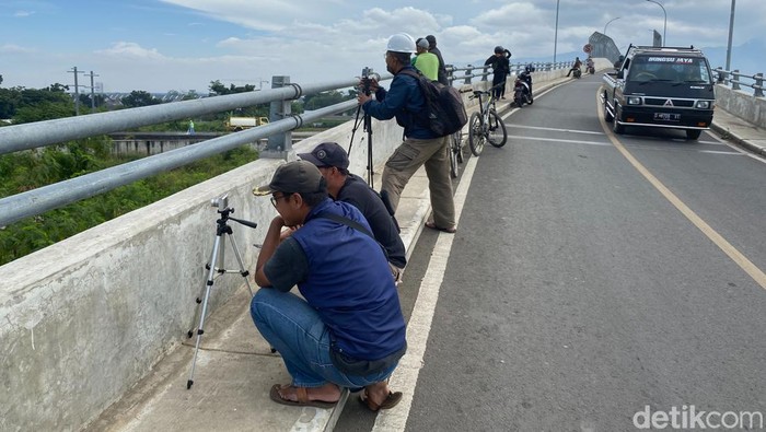 Komunitas Youtuber Infrastruktur memantau proyek Kereta Cepat Jakarta Bandung