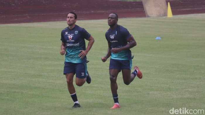 Pemain Persib berlatih di Stadion GBLA, Selasa (24/5/2022).