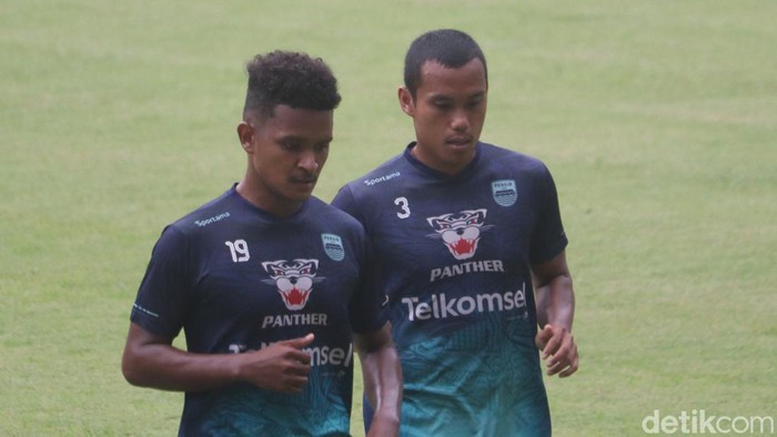 Pemain Persib berlatih di Stadion GBLA, Selasa (24/5/2022).