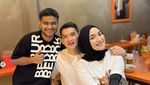 Rezky Adhitya dan Citra Kirana Mesra Saat Makan Bareng, 10 Momen Ini Buktinya