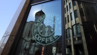 Starbucks mulai memasuki Rusia pada tahun 2007 dan kini telah berkembang menjadi 130 kedai kopi, yang dimiliki dan dioperasikan oleh pemegang lisensi. Kini rantai pasokan kopi ke negara tersebut resmi ditutup. (Getty Images).