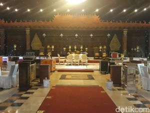 Ijab Kabul Pernikahan Adik Jokowi Digelar di Graha Saba Buana, Biayanya Segini
