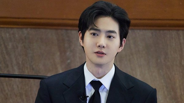Gaya Suho EXO di Amerika Serikat, Jadi Pembicara di Kampus Maudy Ayunda