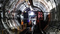 Saat ini perkembangan proyek MRT fase II segmen CP201 telah mencapai 38,80 persen.