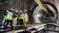 Pada 2022 ini, PT MRT Jakarta menargetkan penyesaian penggalian station box, roof slab, concourse slab, dan base slab stasiun, serta memulai pengeboran koridor Monas-Thamrin.