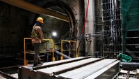 Fase 2A MRT Jakarta sendiri akan menghubungkan Stasiun Bundaran HI hingga Kota sepanjang sekitar 5,8 kilometer.