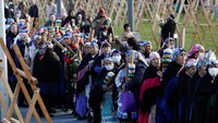 Ada sekitar 500 perempuan Suku Mapuche yang mengikuti kegiatan ini.  