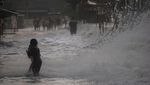 Potret Banjir Rob di Utara Jawa