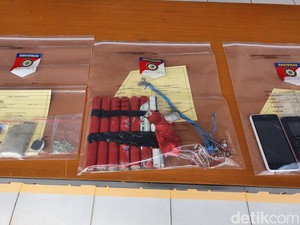 Wujud Asli Bom yang Dibawa Pria Peneror Bank di Majalengka