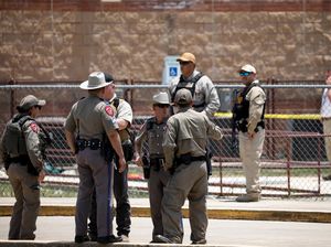 Akui Kesalahan Penanganan Penembakan di SD, Polisi Texas Minta Maaf