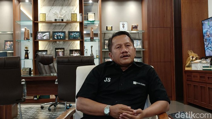 Crazy Rich Grobogan Joko Suranto juga pernah membangun jalan di Cilengkrang, Kabupaten Bandung
