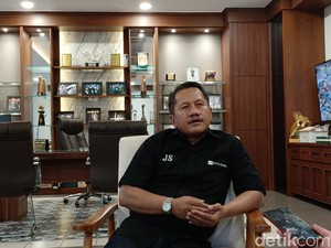 Kisah Crazy Rich Grobogan Bangun Jalan Rp 2,8 M Demi Mudik Lancar