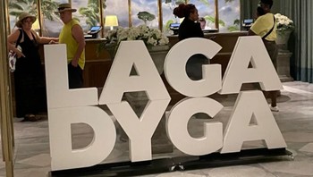 Laga Dyga atau Lady Gaga? Reddit via Brightside