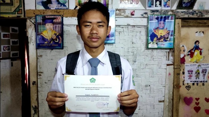 Fajar Nugraha, pelajar asal Garut yang diterima di ITB hingga UIN.