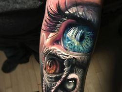 Mahakarya Seni Tato Surealis, Seperti Sungguhan