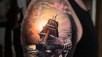 Surealisme sendiri adalah sebuah aliran yang menyajikan kontradiksi antara mimpi dan realita kemudian menjadikannya nyata ke dalam sebuah gambar yang menampilkan objek-objek nyata dalam kondisi yang tidak akan mungkin terjadi di dunia nyata. Foto: Instagram/arlotattoos