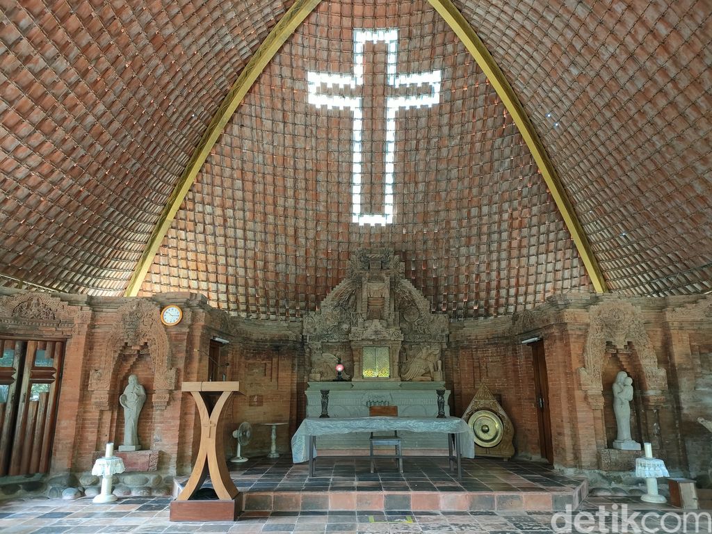 Gereja Puhsarang Kediri
