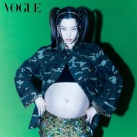 Sebelum menjalani pemotretan bersama Vogue Korea, Honey Lee membagikan perkembangan kehamilannya di Instagram. Ibu hamil itu tetap rutin ngegym dan yoga. Foto: dok. Instagram @honey_lee32