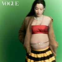 Honey Lee menikahi seorang pria dari kalangan non artis pada Desember 2021. Sang aktris mulai menyadari kehamilannya saat syuting drama Korea One the Woman. Foto: dok. Instagram @honey_lee32