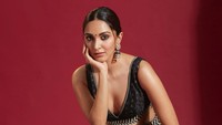 Jawaban itu juga membuatnya kembali dikabarkan putus cinta. Foto: dok Instagram Kiara Advani