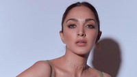 Saya bisa mapan tanpa menikah. Mapan, bekerja, berpenghasilan dan saya bahagia, kata Kiara Advani. Foto: dok Instagram Kiara Advani
