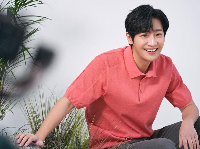 Lee Sang Yeob