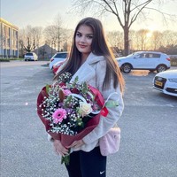 Video memperlihatkan dirinya mengeluh karena dia diberhentikan polisi saat sedang menyusuri jalanan Bali. Foto: Instagram/@lerusi_k