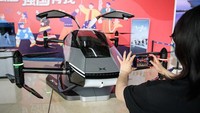 Jangkauan mobil terbang ini memiliki batas maksimum ketinggian hingga 1000 meter. Pendiri XPeng, He Xiaopeng, mengaku sudah menguji coba mobil terbang ini. Dan ketinggian paling nyaman menurutnya berada di level sekitar 400 meter.  