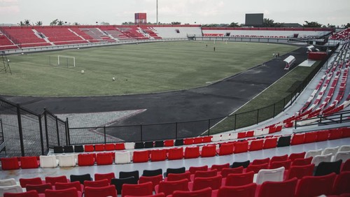 Kondisi Stadion Kapten I Wayan Dipta