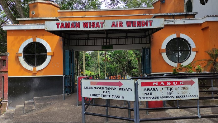 taman wisata air wendit