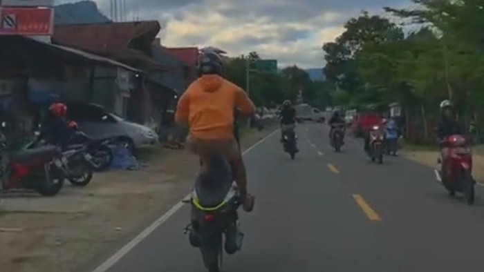 Tangkapan layar video aksi freestyle remaja di Toraja