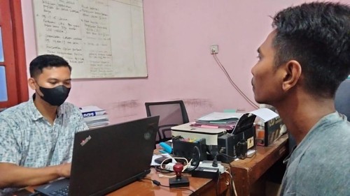 Terduga pelaku penganiayaan anggota Polda NTB dibekuk.