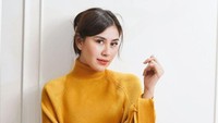 Syahnaz juga pernah disebut numpang hidup karena tinggal di rumah Raffi Ahmad. Foto: Instagram/syahnazs