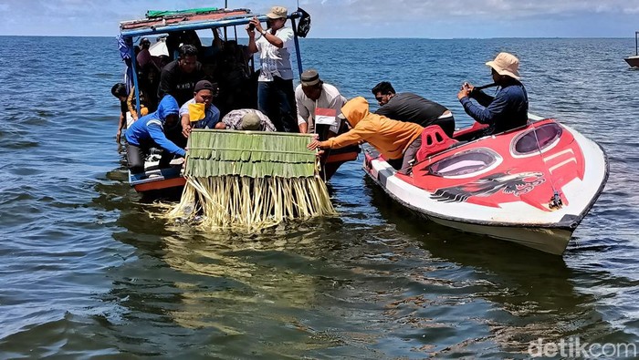 Tradisi Mappanre Kampung di Kutai Kartanegara