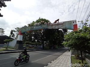 Gapura Selamat Datang Kota Tasikmalaya Disorot: Rusak-Tak Ikonik