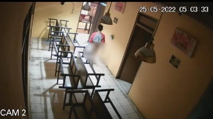Viral pria tanpa celana di Bojonegoro