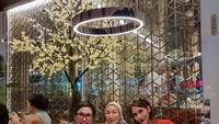 Wenny Ariani kini dapat bernapas lega. Pasalnya Rezky Aditya kini dinyatakan sebagai ayah biologis anaknya. Foto: Instagram @wenny_kekey_real